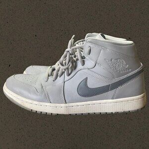Air Jordan 1 shoes
